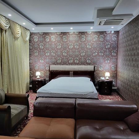 Seoul Hotel Шимкент Екстериор снимка