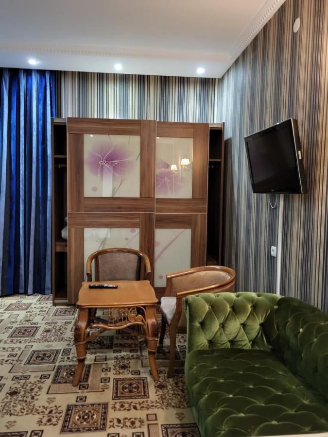 Seoul Hotel Шимкент Екстериор снимка