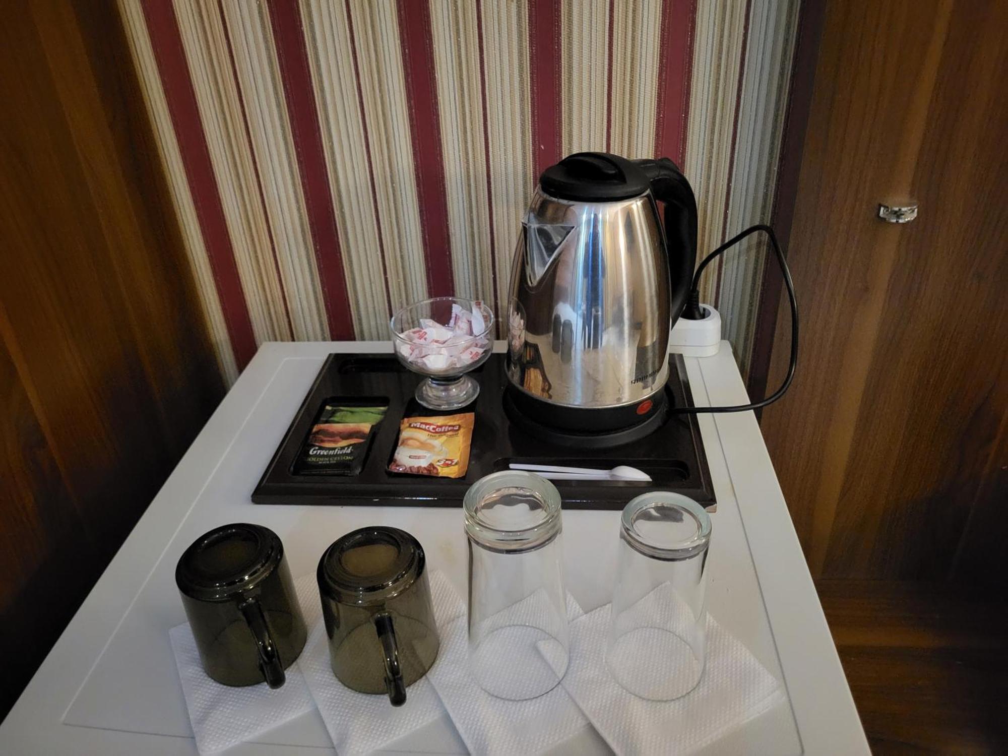 Seoul Hotel Шимкент Екстериор снимка