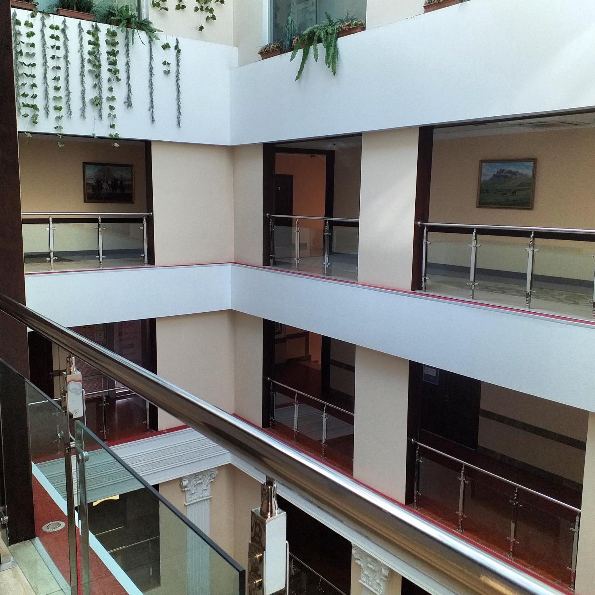 Seoul Hotel Шимкент Стая снимка