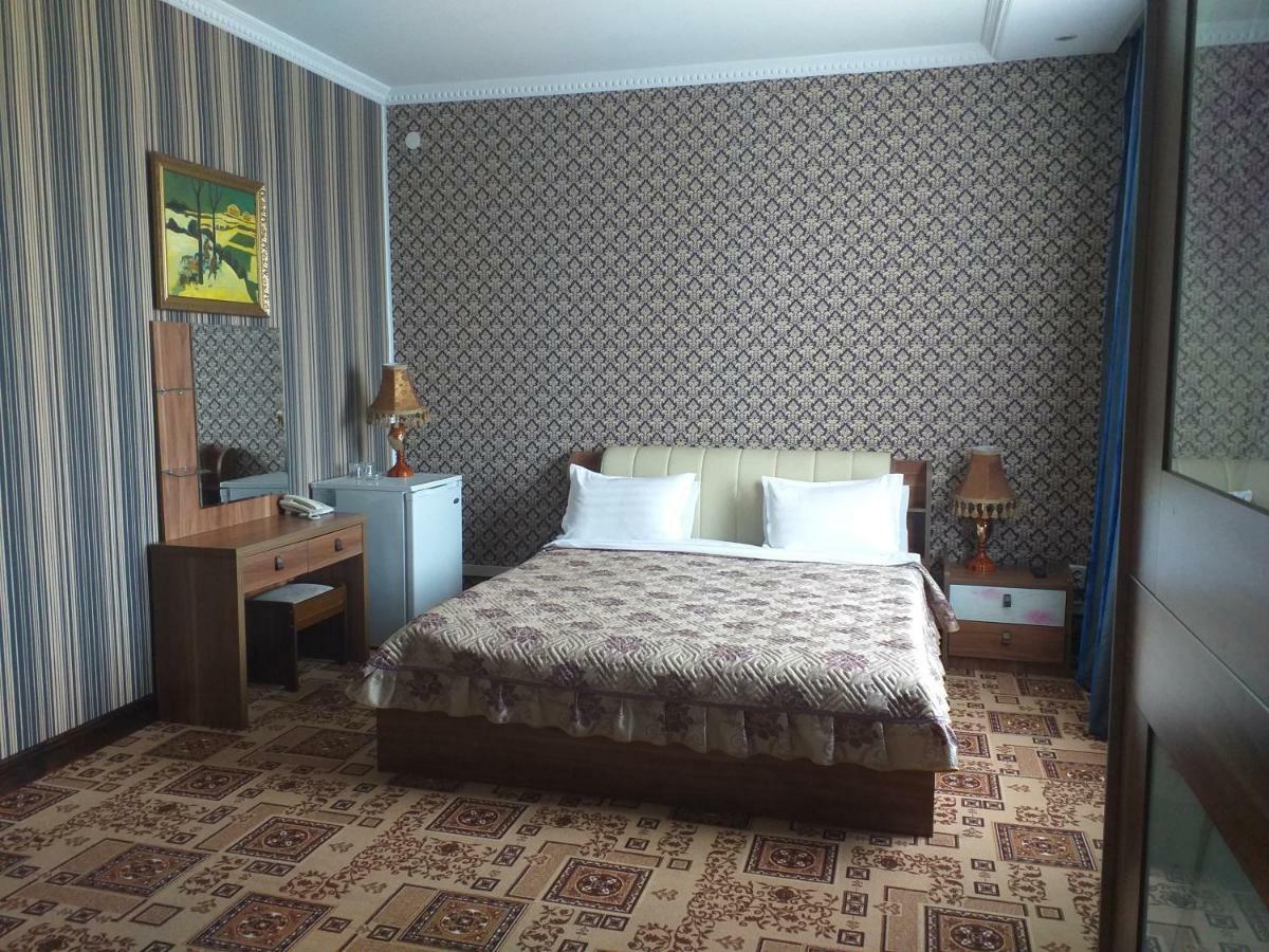 Seoul Hotel Шимкент Екстериор снимка