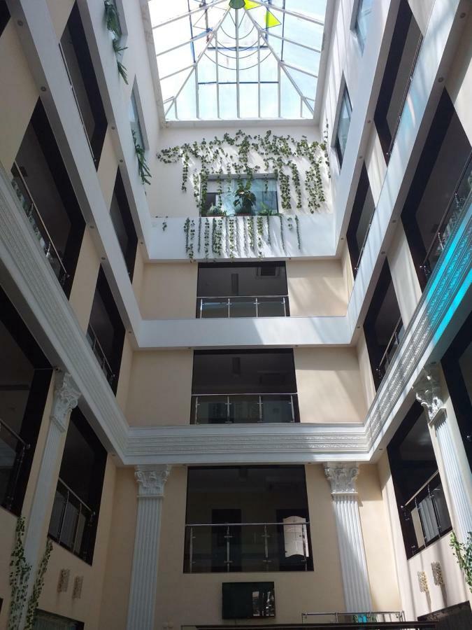 Seoul Hotel Шимкент Екстериор снимка