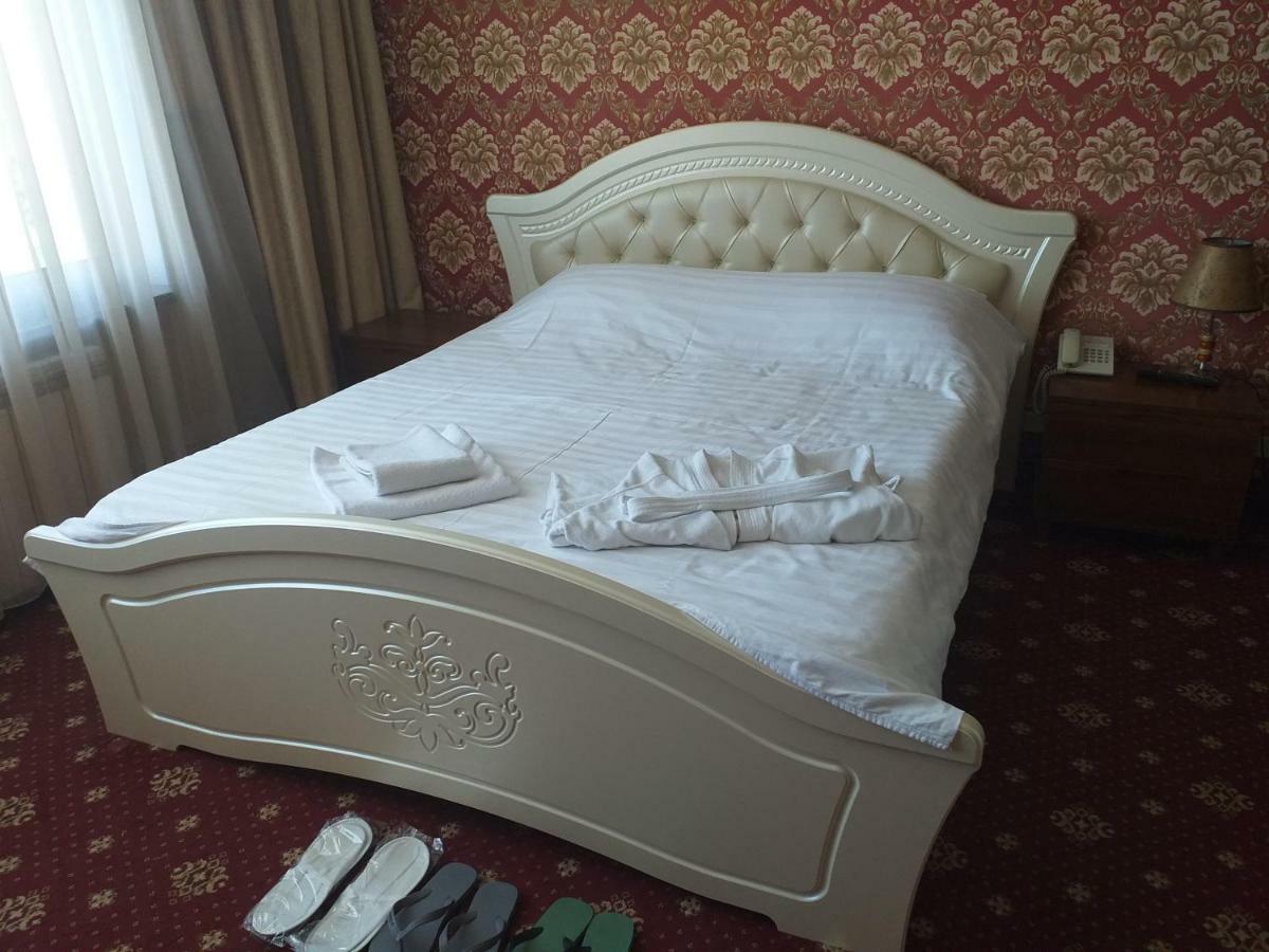 Seoul Hotel Шимкент Екстериор снимка