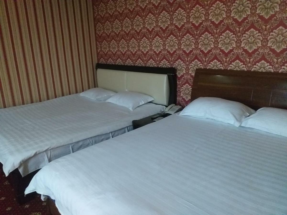 Seoul Hotel Шимкент Екстериор снимка